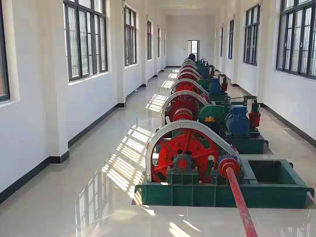 雙吊點卷揚啟閉機